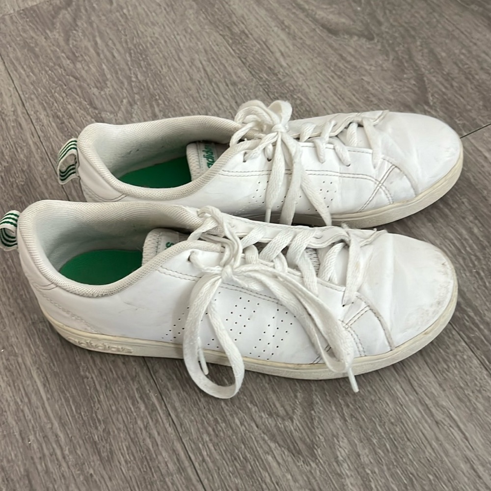 Adidas Cloudfoam Advantage Women’s 7 or Men’s 5.5 (EU 38)